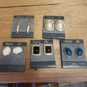 Vintage Trifari gold tone pierced earrings